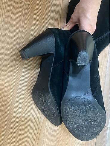 37 Beden Topuklu süet çizme