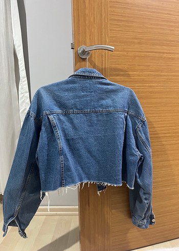 l Beden mavi Renk Pull&Bear kısa koyu mavi kot ceket