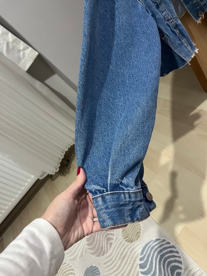Pull&Bear kısa koyu mavi kot ceket - Görsel 5