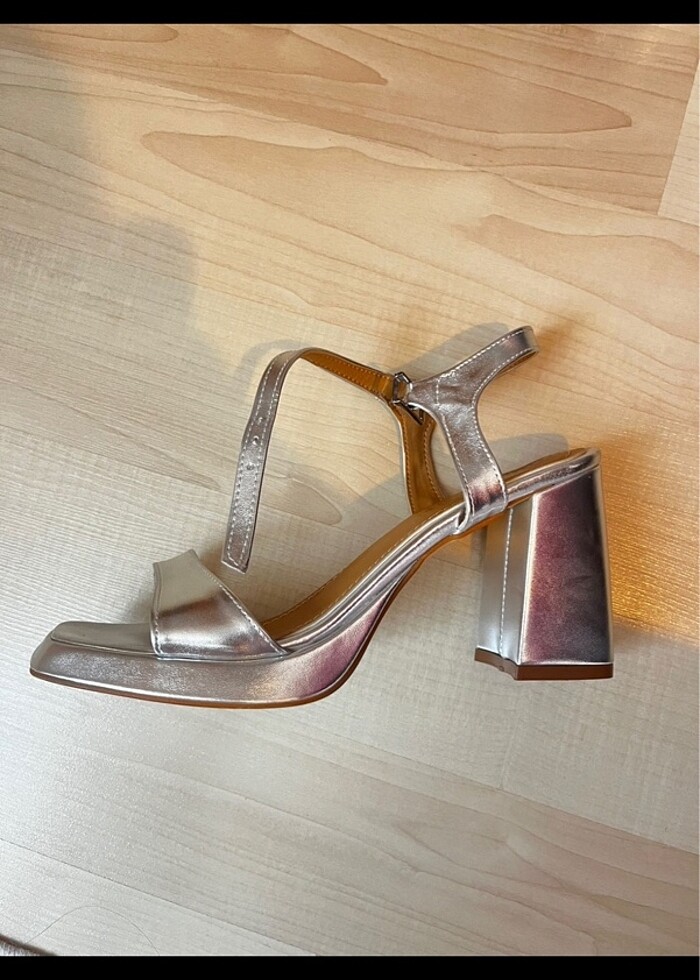 Platformlu kalın topuk gümüş topuklu ayakkabı - Görsel 5