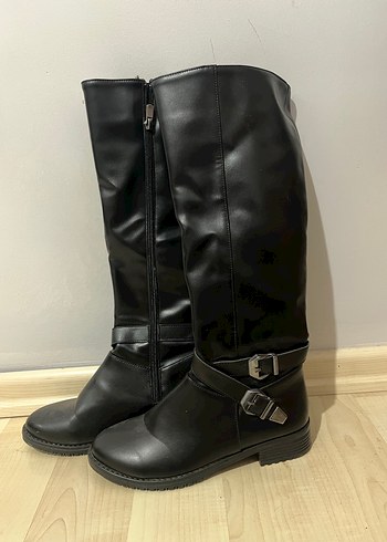 Siyah Deri Tokalı Dizüstü Çizme - Görsel 2