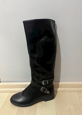 Siyah Deri Tokalı Dizüstü Çizme - Görsel 9