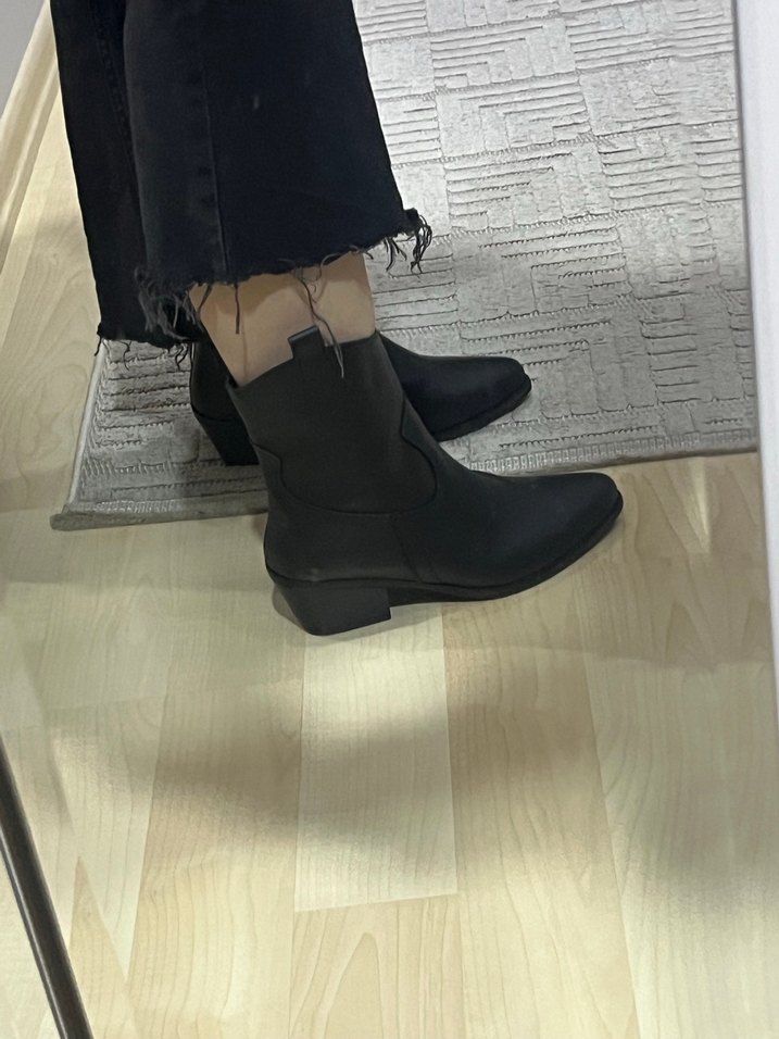 Kadın Siyah suni deri kısa topuklu kovboy bot - Görsel 2