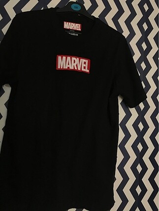 Marvel pull and bear