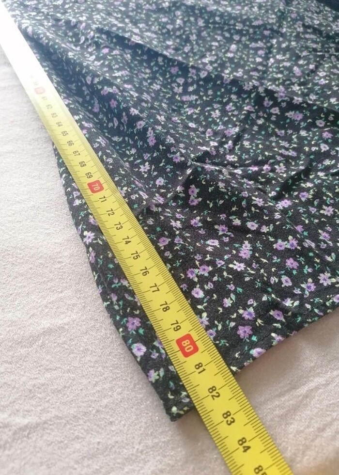 Bershka çiçek desenli kruvaze elbise - Görsel 5