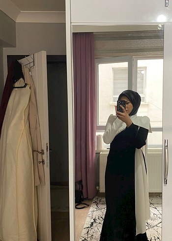 Uzun Siyah Drapeli Kadın Elbise