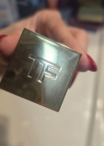 Tom Ford Bej Sıvı Fondöten SPF 50 - Görsel 3