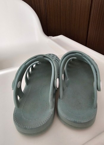 25 Beden yeşil Renk Erkek Çocuk Pastel Yeşil Tokalı Sandalet