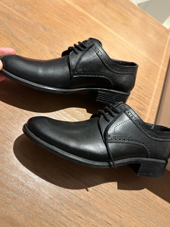 Klasik Siyah Deri Erkek çocuk Ayakkabı - Görsel 4