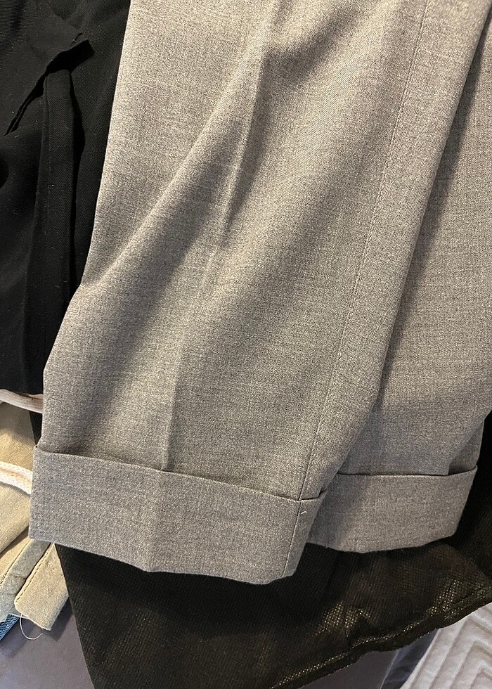 Bershka Kumaş Pantolon - Görsel 4