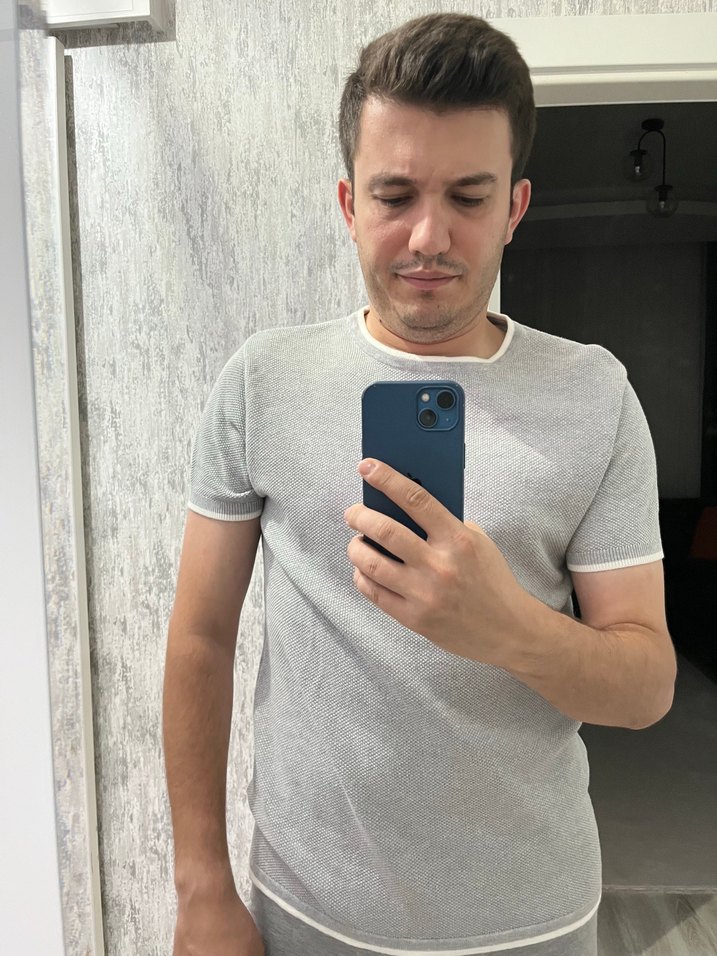 PULL&BEAR Beyaz Detaylı Gri Tşhirt - Görsel 2