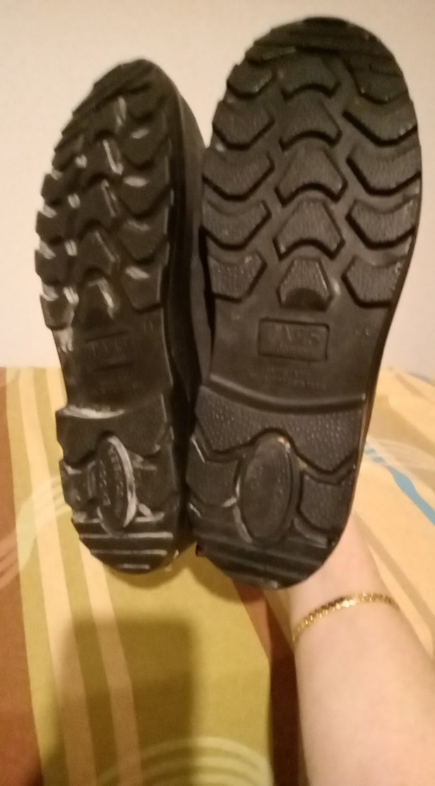 Gri iş ayakkabısı ucu demirli 44 numara - Görsel 4