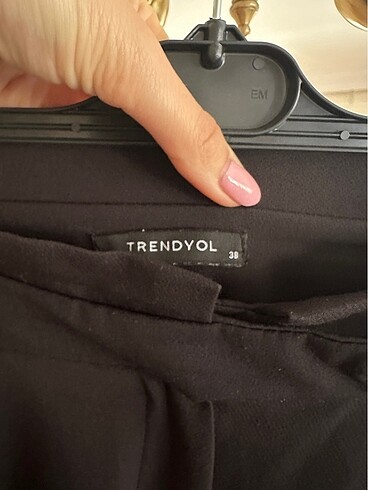 Trendyolmilla Siyah Cigarette Pantolon - Görsel 9