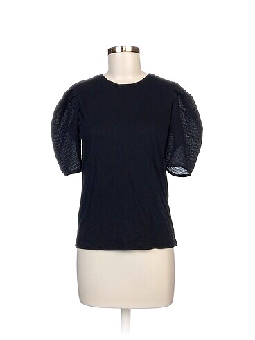 Stradivarius T-shirt %70 İndirimli.