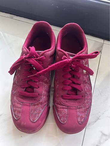 Puma spor ayakkabı