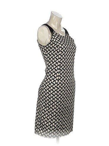 Vintage Love PreLoved Kısa Elbise %70 İndirimli.