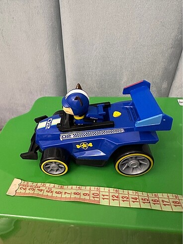 Beden Paw patrol chase arabalı figür
