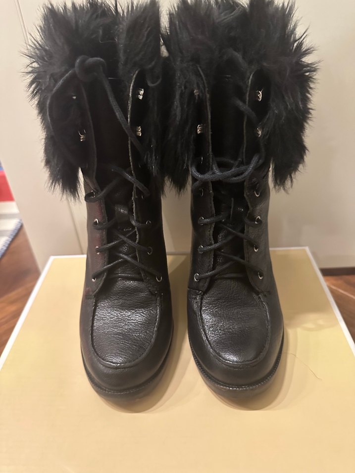 Michael Kors Siyah Deri Kürklü Topuklu Bot - Görsel 2