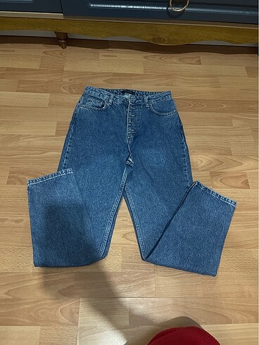 Trendyol & Milla Yüksek bel kot pantolon