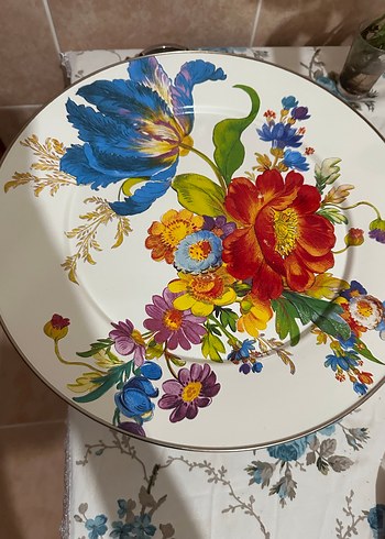 Beden Mackenzie child flower large