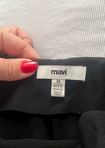 Siyah Drapeli Uzun Kadın Etek - Görsel 4