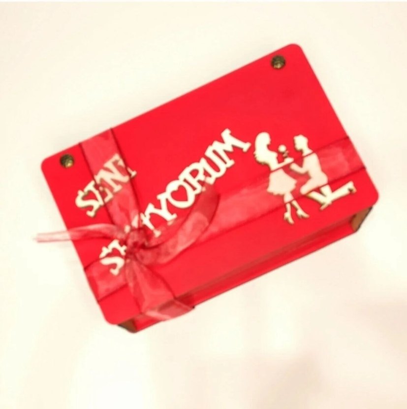 Kırmızı ahşap Aşk Kutusu ve Kart Oyunu - Görsel 3