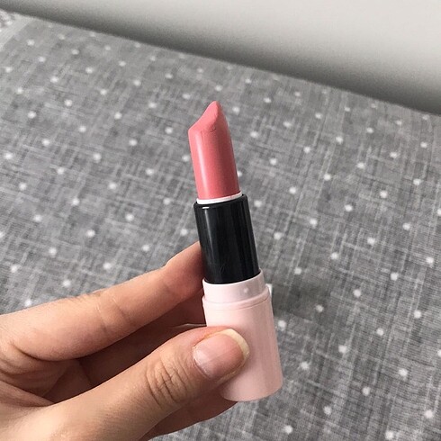 Beden Pretty by flormar ruj
