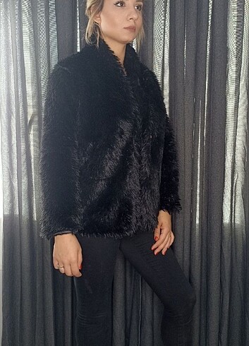 Siyah peluş