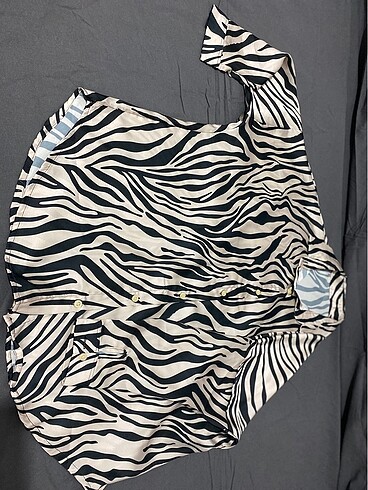 Bershka Etek gömlek