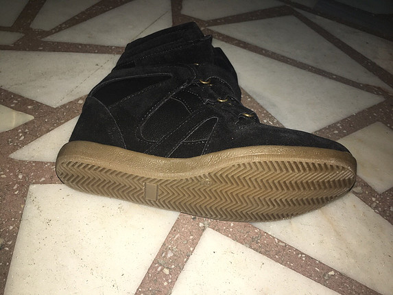 Siyah sneakers
