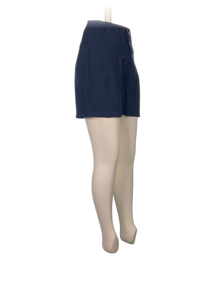 LC Waikiki Mini Şort %70 İndirimli. - Görsel 2