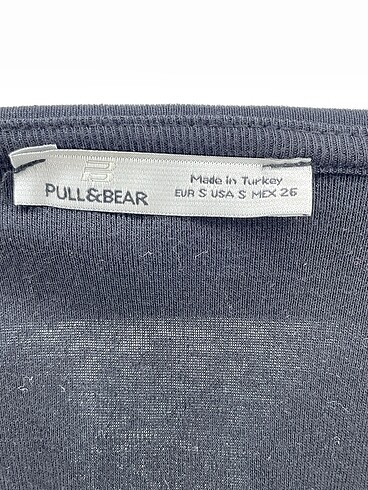 s Beden siyah Renk Pull and Bear T-shirt %70 İndirimli.