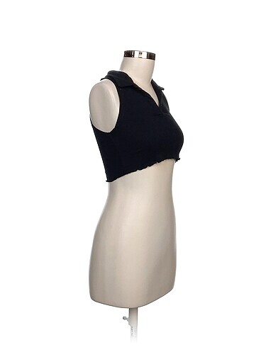 Pull and Bear Pull and Bear T-shirt %70 İndirimli.