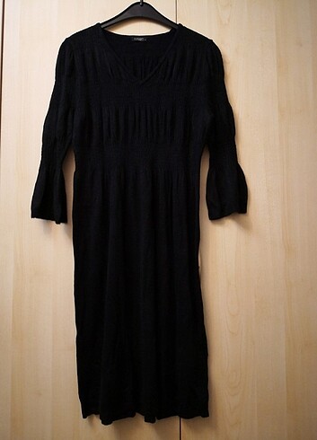 XL 42-44beden siyah triko elbise 