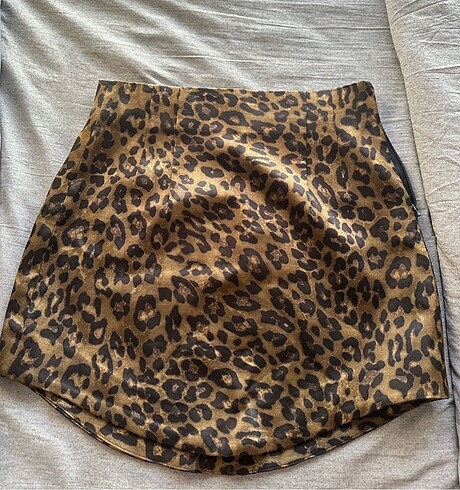 Zara marka leopar desenli mini etek