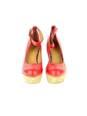 38,5 Beden Nine West Dolgu Topuk %70 İndirimli.