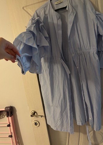 Su mavisi kolu fırfırlı önü düğmeli tunik - Görsel 3