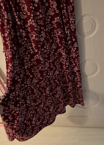 Uzun fırfır detaylı minik çiçek desenli elbise - Görsel 2