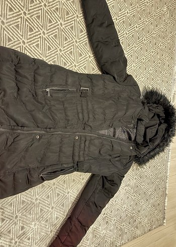 Siyah Kürklü Kadın Uzun Kışlık mont - Görsel 2