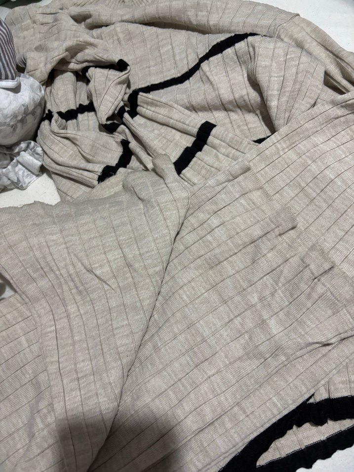 Kadın Beyaz Çizgili Pilili Geniş Paça Pantolon tunik takım - Görsel 2