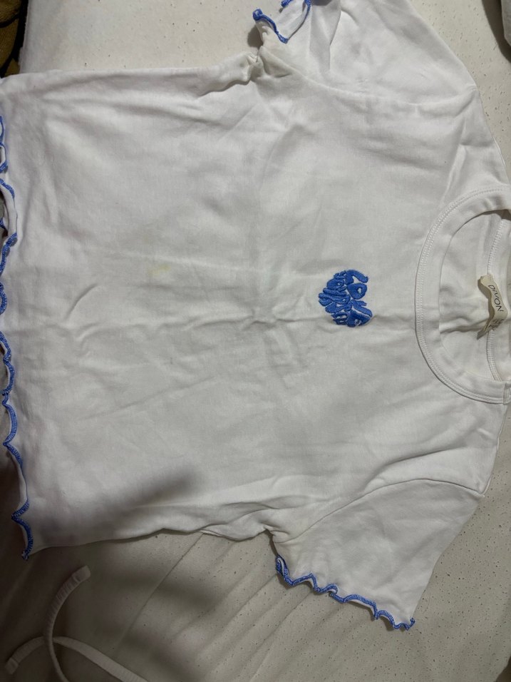 Beyaz göbek üstü tişört - Görsel 2