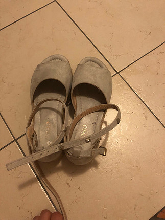 Diğer Çok az kullanılmış bej rengi soho marka sandalet 