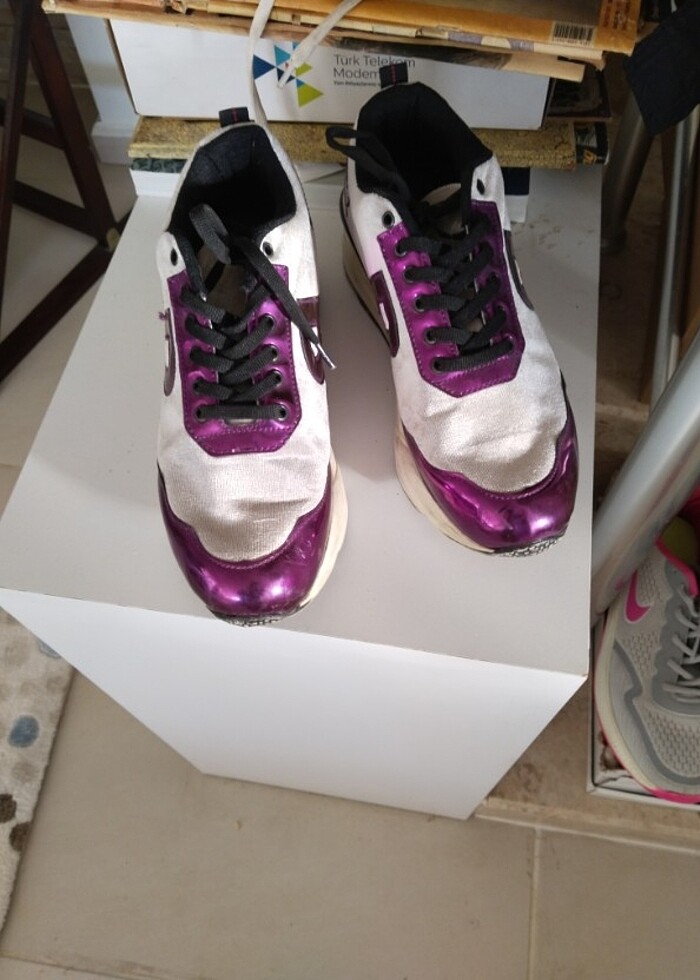 Spor ayakkabı  - Görsel 2