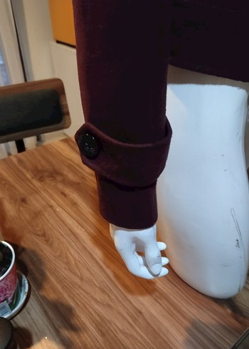 Düğmeli Yüksek Yakalı Kısa Kaban - Görsel 7