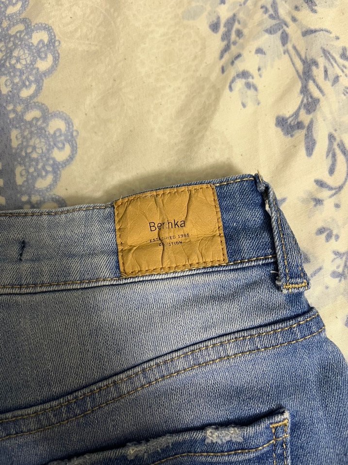 Kadın bershka Denim Mini Şort - Görsel 3
