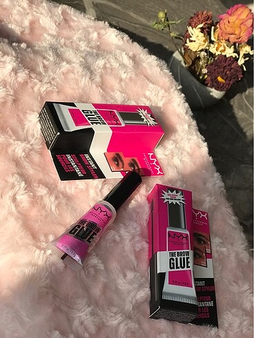 NYX NYX KAŞ SABİTLEYİCİ