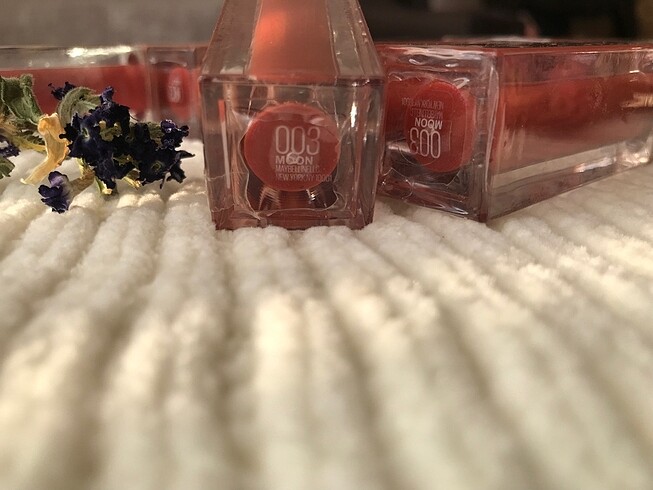Beden Maybelline 003MOON Dudak glosu