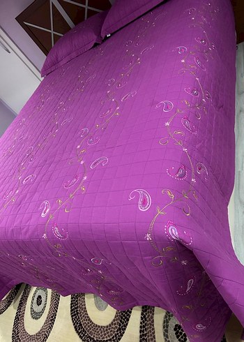 Renkli Nakışlı Çift Kişilik Mor Yatak Örtüsü - Görsel 2