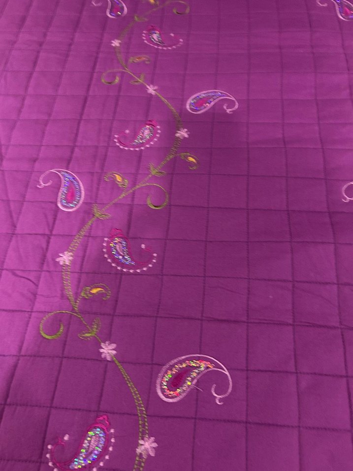 Renkli Nakışlı Çift Kişilik Mor Yatak Örtüsü - Görsel 3