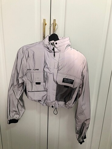 Bershka reflektörlü bomber ceket